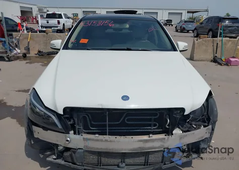 2012 Mercedes-Benz C 250 Sport from USA, damaged, VIN WDDGF4HB5CR216989